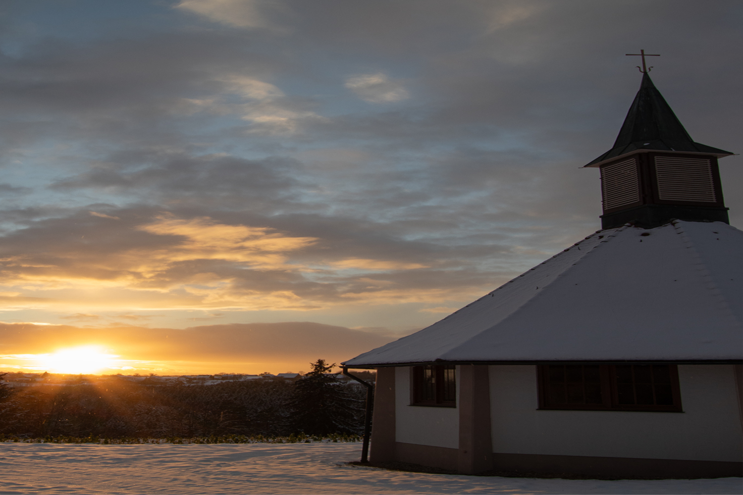 Kirche im Winter